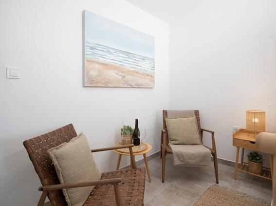 Apartments And Rooms Jakic 메덜린 외부 사진