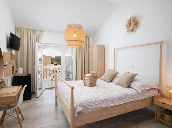Apartments And Rooms Jakic 메덜린 외부 사진